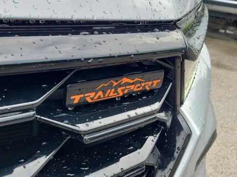 Used 2025 Honda Pilot TrailSport image 7