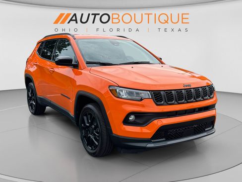 Used 2026 Jeep Compass Latitude AWD/4WD image 7