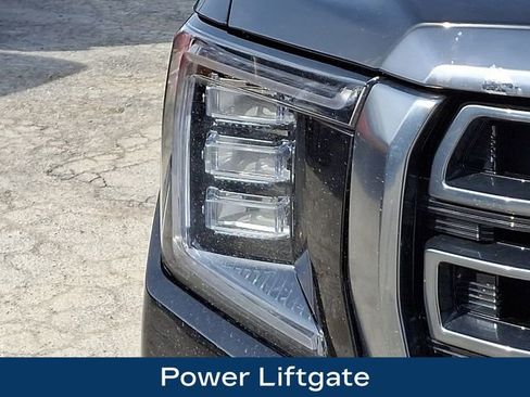 Used 2023 GMC Yukon AT4 image 12