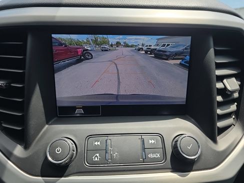 Used 2023 GMC Acadia SLT w/ Elevation Edition AWD/4WD image 16