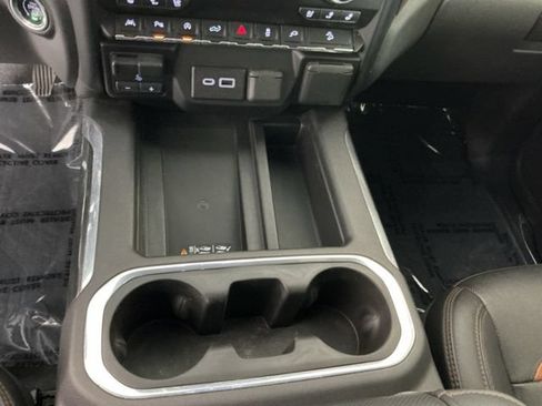 Used 2020 GMC Sierra 1500 AT4 w/ Off-Road Performance Package AWD/4WD image 22