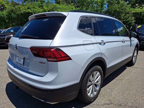 Used 2019 Volkswagen Tiguan SE w/ Panoramic Sunroof Package AWD/4WD image 6