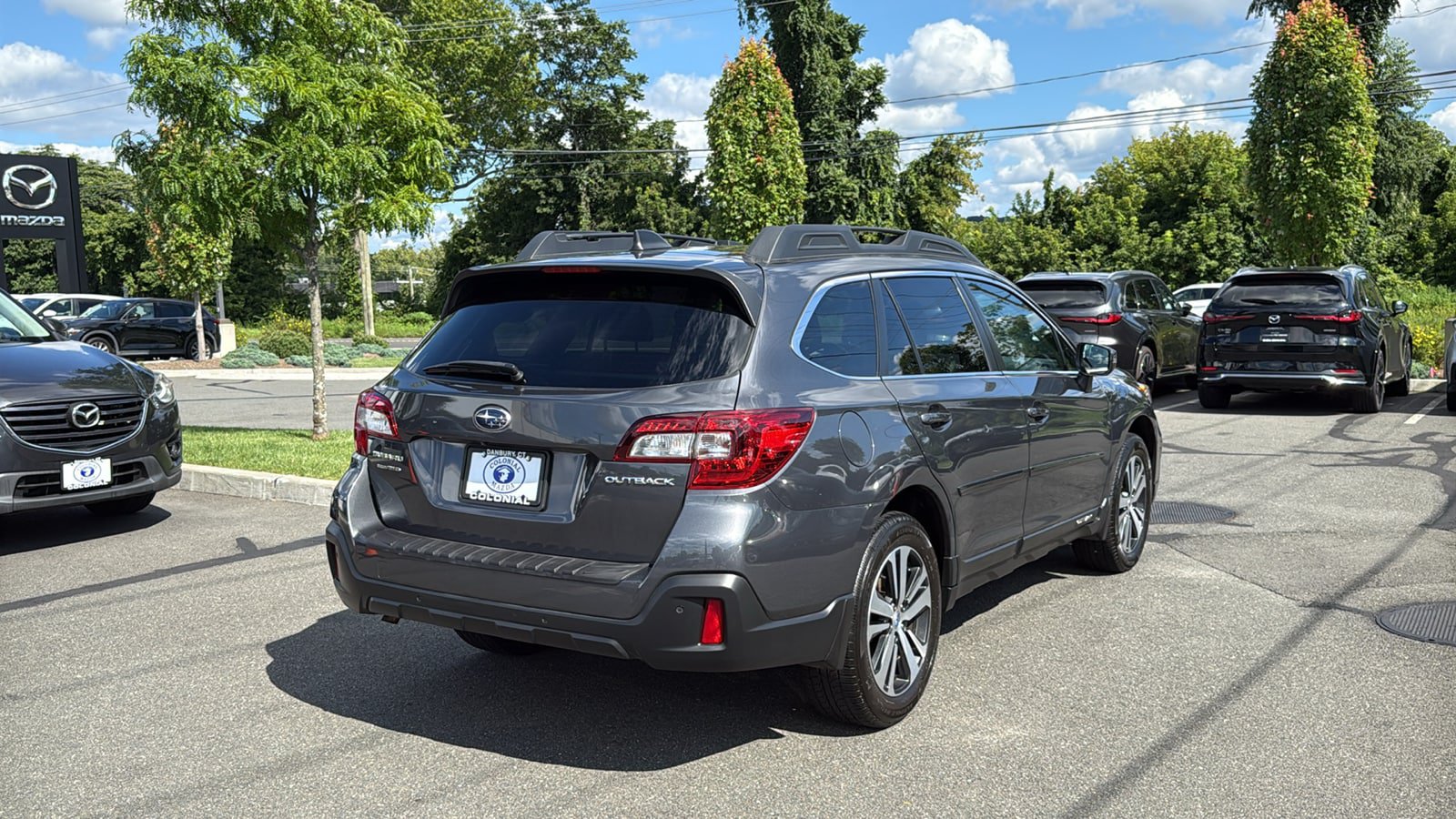Used 2019 Subaru Outback 2.5i Limited AWD/4WD image 4