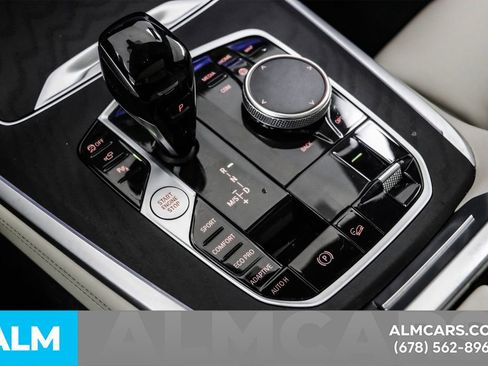 Used 2022 BMW X7 xDrive40i w/ M Sport Package image 44