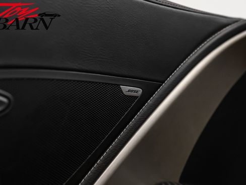 Used 2015 Chevrolet Corvette Z06 w/ 2LZ Preferred Equipment Group image 29