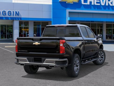 New 2026 Chevrolet Silverado 1500 LT w/ Z71 Off-Road Package AWD/4WD image 4