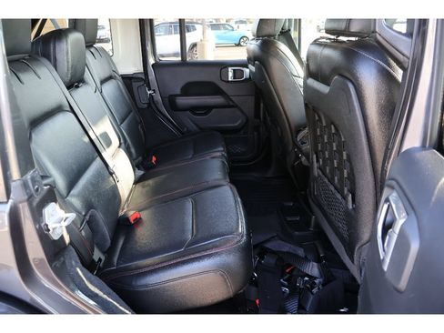 Used 2021 Jeep Wrangler Unlimited Rubicon AWD/4WD image 22