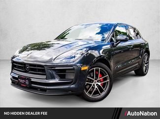 Used 2022 Porsche Macan S AWD/4WD video 1