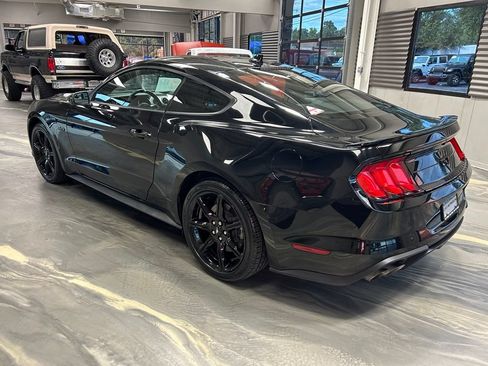 Used 2020 Ford Mustang GT w/ Equipment Group 301A RWD image 30