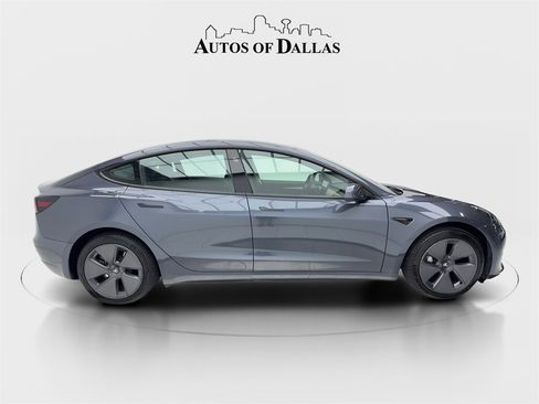 Used 2023 Tesla Model 3 Standard Range image 9