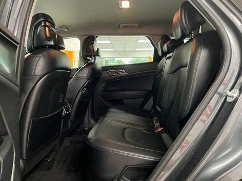 Certified 2023 Kia Sportage EX AWD/4WD image 15