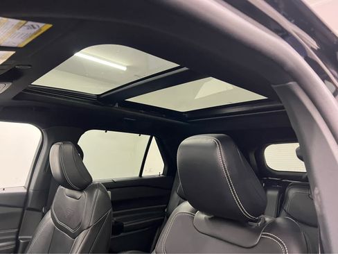 Used 2023 Ford Explorer ST w/ Equipment Group 401A image 2