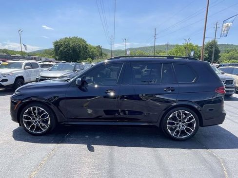 Used 2026 BMW X7 xDrive40i w/ Executive Package AWD/4WD image 2