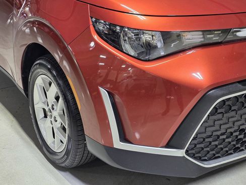 Used 2023 Kia Soul LX w/ Option Group 015 image 10