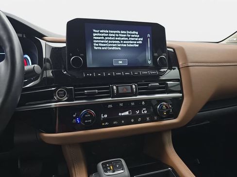 Used 2024 Nissan Pathfinder Platinum w/ Cargo Package FWD image 20