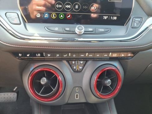 Used 2023 Chevrolet Blazer RS w/ Enhanced Convenience Package image 24