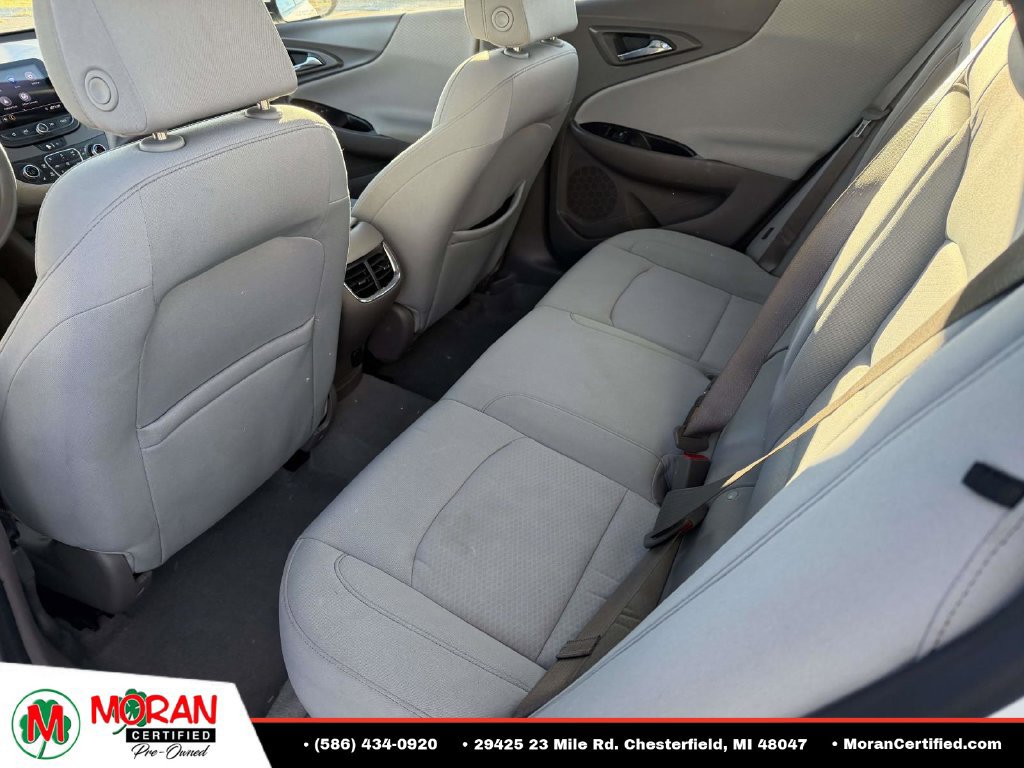 Used 2020 Chevrolet Malibu LT FWD image 12