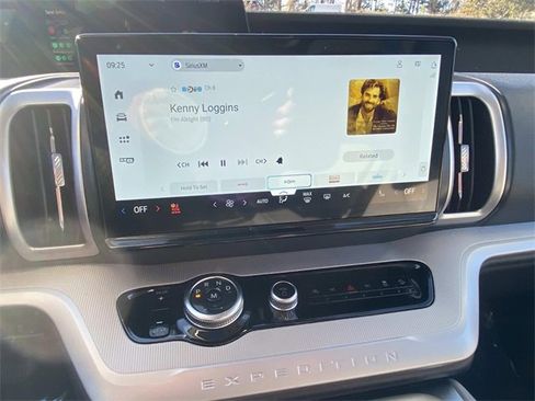 Used 2025 Ford Expedition Max Active image 25