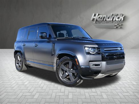 Used 2023 Land Rover Defender 110 Carpathian Edition image 2