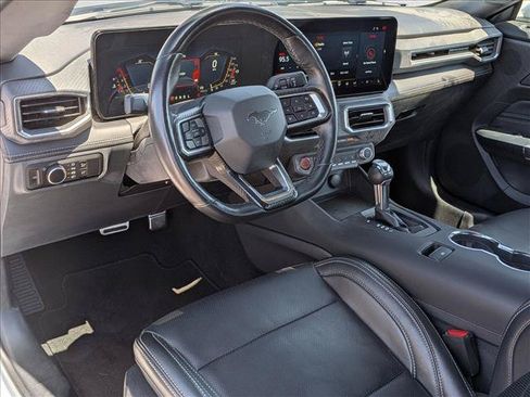 Used 2025 Ford Mustang Premium RWD image 9