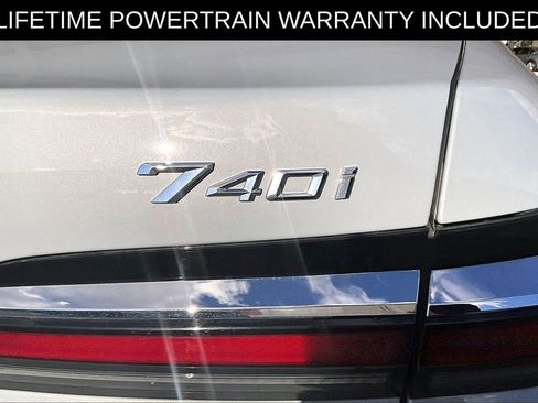 Used 2025 BMW 740i image 43