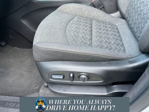 Used 2024 Chevrolet Equinox LT w/ Driver Convenience Package image 8