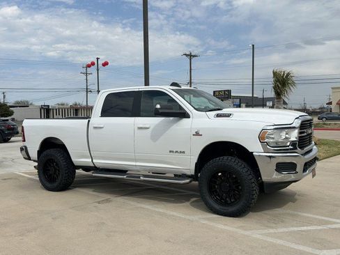 Used 2021 RAM 2500 Big Horn image 4