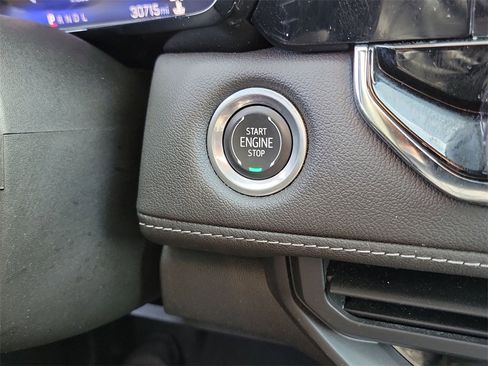 Used 2023 Chevrolet Colorado LT w/ LT Convenience Package II image 16