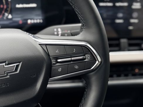 New 2026 Chevrolet Equinox ACTIV w/ Convenience Package III image 34