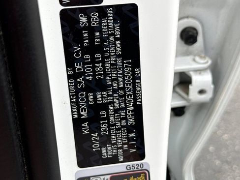 Certified 2025 Kia K4 GT-Line FWD image 32