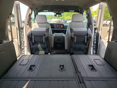 New 2026 Chevrolet Suburban LT w/ Comfort Package RWD image 14