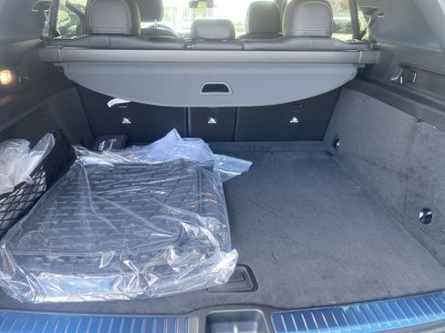 New 2025 Mercedes-Benz GLE 350 4MATIC image 12