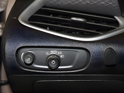 Used 2024 Chevrolet Malibu LS image 19