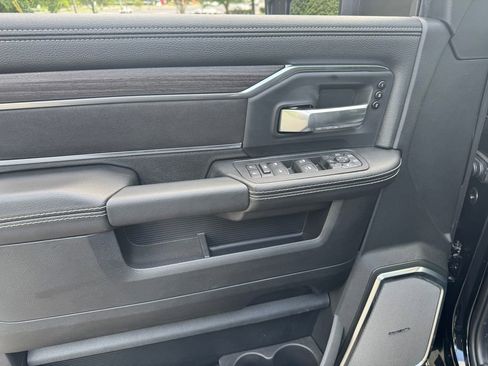 New 2025 RAM 2500 Laramie AWD/4WD image 21