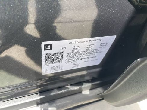 Certified 2021 Chevrolet Traverse LT FWD image 33