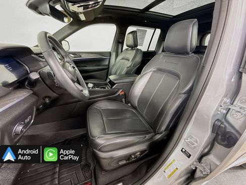 Used 2022 Jeep Grand Cherokee Overland AWD/4WD image 22