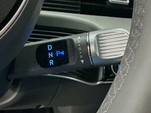 Used 2024 Hyundai Ioniq 5 SEL image 25