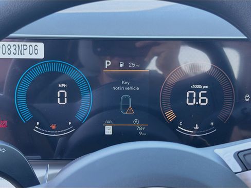 New 2026 Hyundai Tucson SEL FWD image 9
