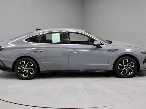 Used 2024 Hyundai Sonata SEL FWD image 5