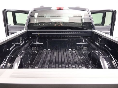 Used 2025 Ford F150 Lightning XLT image 24