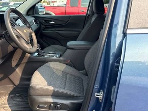 Used 2024 Chevrolet Equinox LT FWD image 4