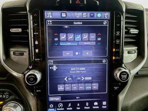 Used 2023 RAM 1500 Laramie AWD/4WD image 21