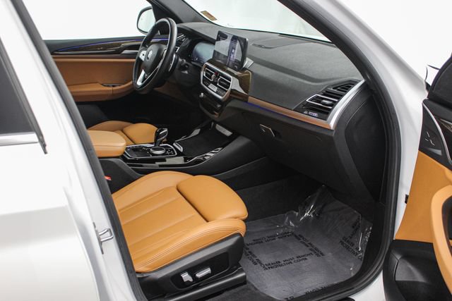 Used 2023 BMW X3 xDrive30i w/ Premium Package w/ZPA AWD/4WD image 17