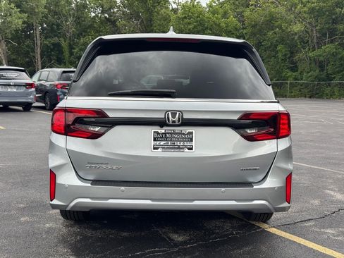 Certified 2026 Honda Odyssey Touring image 6