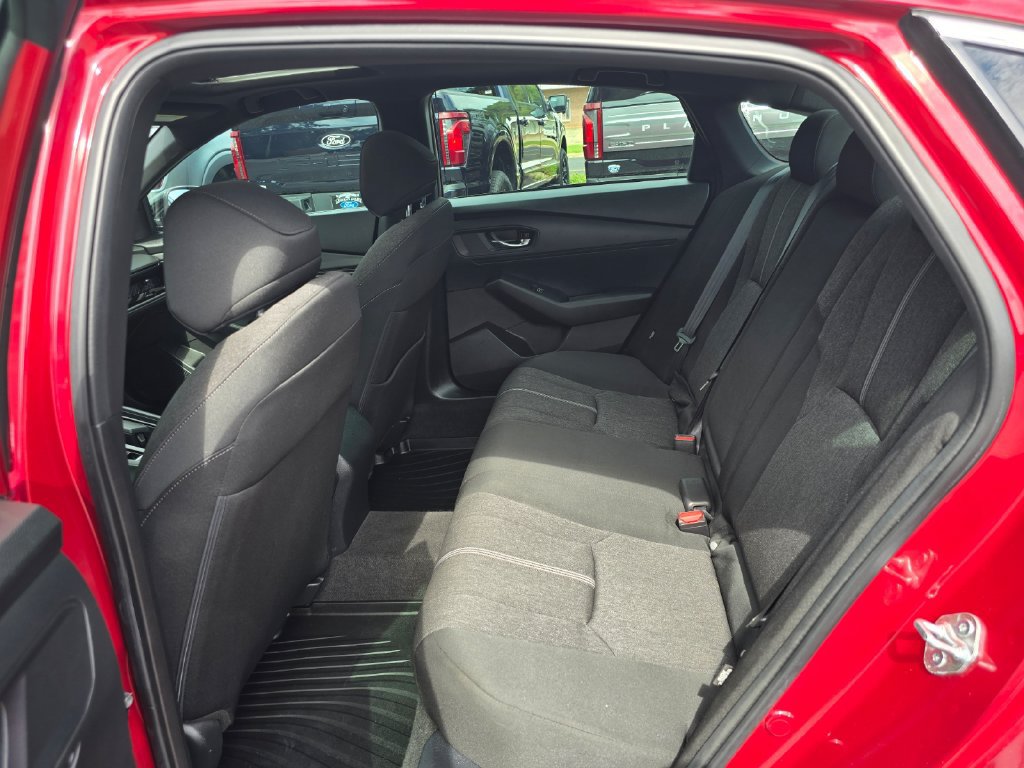 Used 2023 Honda Accord Sport image 11