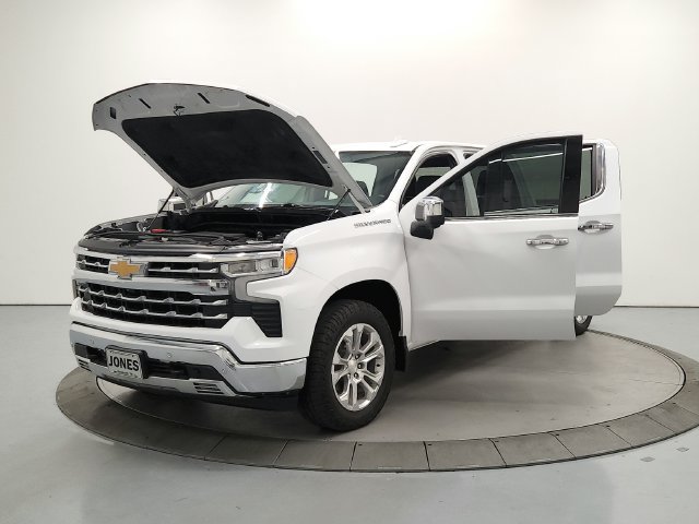 Used 2023 Chevrolet Silverado 1500 LTZ AWD/4WD image 12