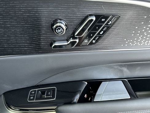 New 2026 Cadillac Lyriq V w/ Exterior Carbon Fiber Package image 39