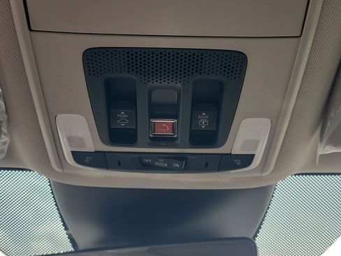 New 2026 Honda Pilot Touring image 25