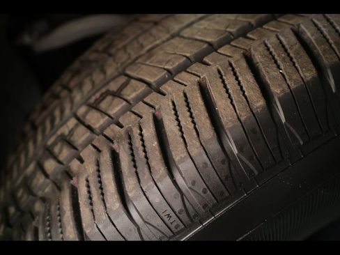 Used 2022 Chevrolet Silverado 1500 LT w/ All Star Edition Plus image 24