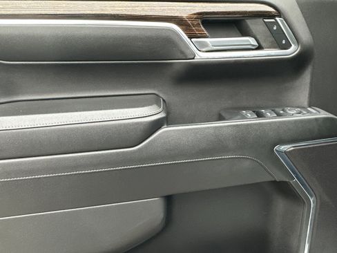 Used 2023 GMC Sierra 1500 Elevation w/ X31 Off-Road Package image 11